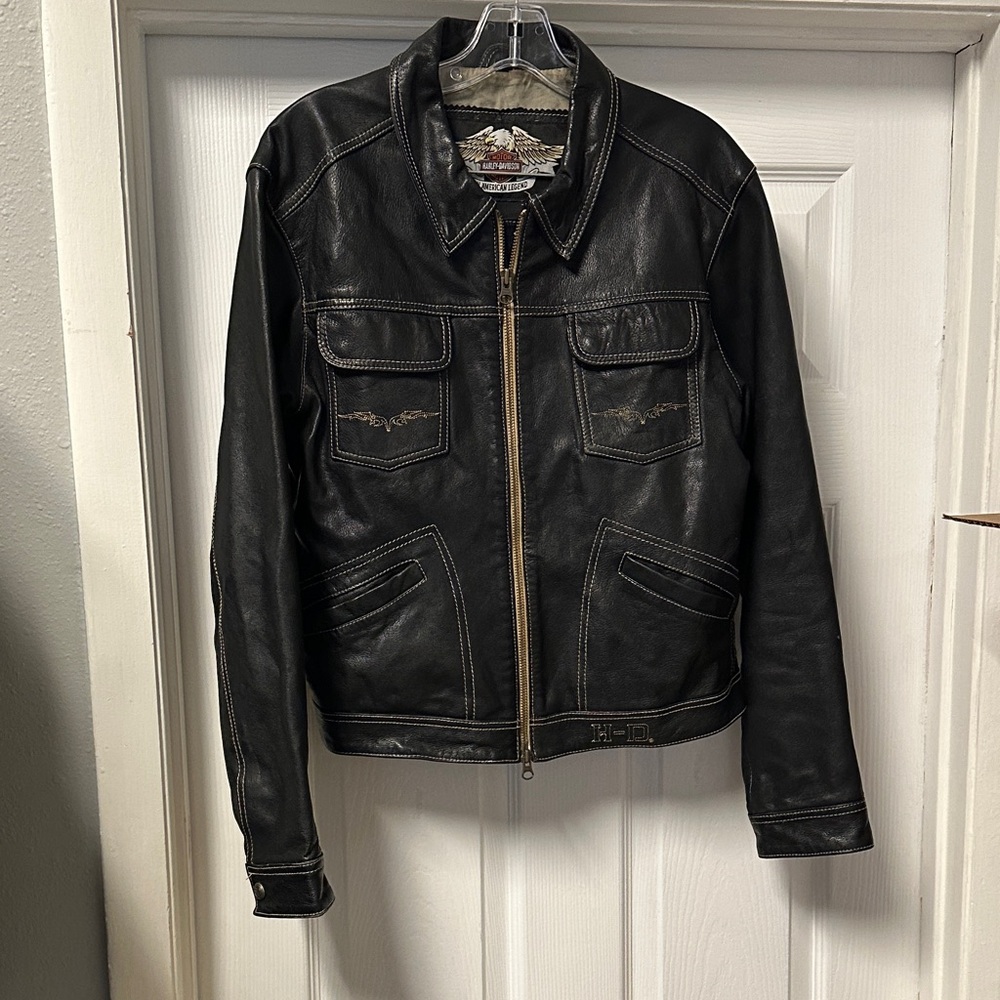 Harley-Davidson Black Leather Bomber Jacket with Contrast Stitching